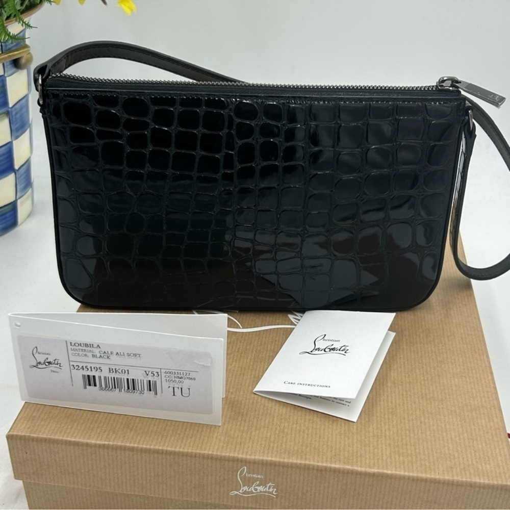 Women’s Christian LouboutinP Loubila alligator embossed Kat leather shoulder bag